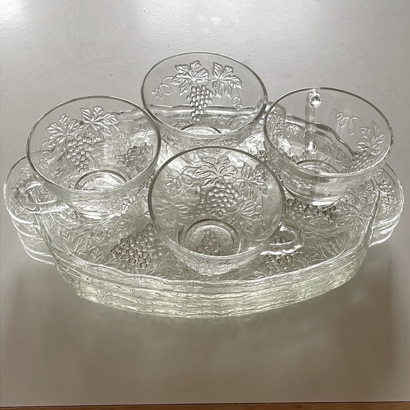 VTG 1960’s  Set/4 Serve A Snack Plates and Cups - Picture 6 of 6